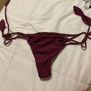 BENOA Kayla Bottoms in Wine